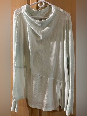 Beautifully done .We The Free long top.